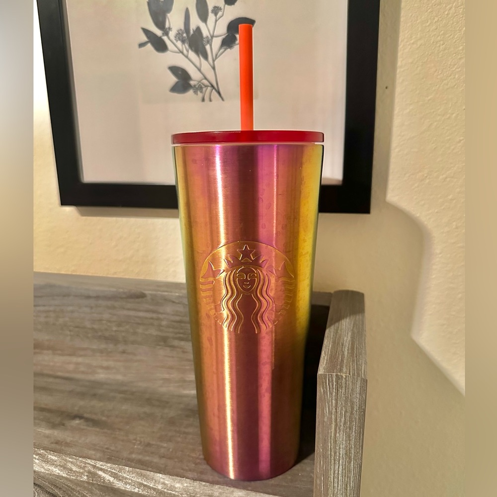 Venti Starbucks cup